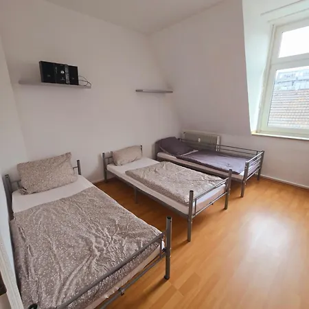 2 Montage Oder Ferienunterkunft In Apartment